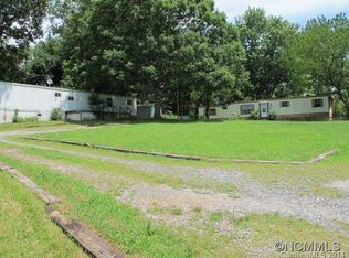 23 & 25 W Chapel Rd, Asheville, NC 28803