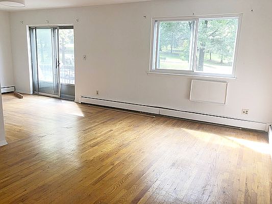2nd image of 18-11 Ditmars Blvd #2