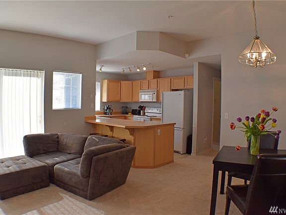 3rd image of 21507 42nd Ave S APT C4