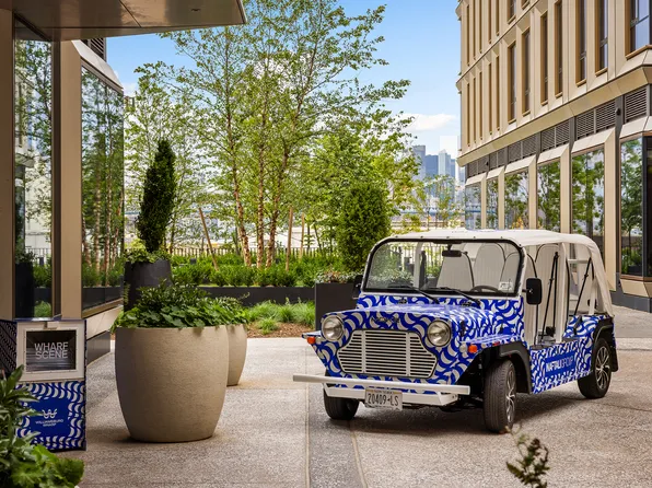 482 Kent Avenue image 10 of 24