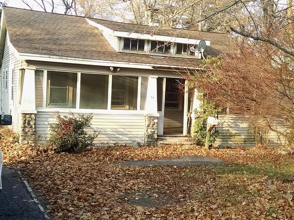 2nd image of 54 Center St