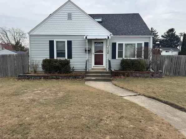 3002 24th AVENUE, Kenosha, WI 53140