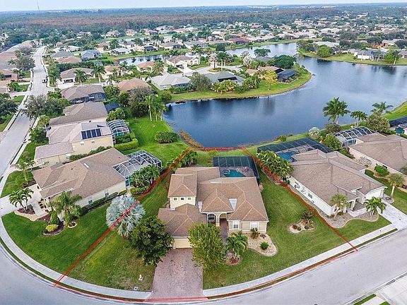 4th image of 23356 Olde Meadowbrook Cir