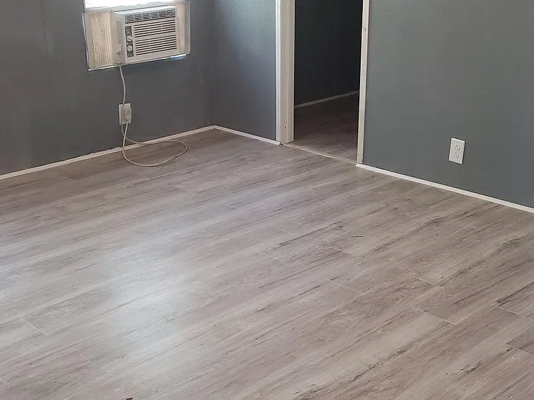 315 The Oil Rd — Photo 11