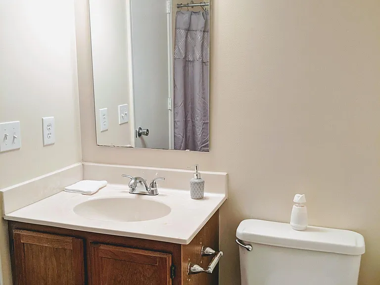 Salem Point Apartments — Photo 8