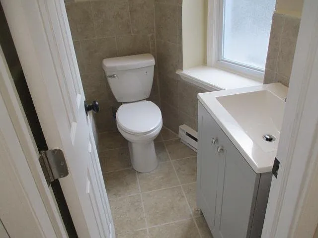 4919 Catharine St #3 — Photo 8