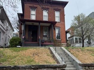 918 Center St, Hannibal, MO 63401