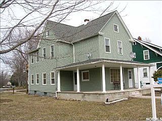 1st image of 229 Eastwood St
