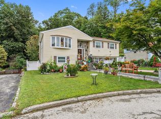 7 Rudolph Ter, Yonkers, NY 10701
