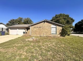 245 E Malone Ave, Crowley, TX 76036