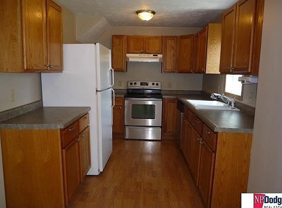 5th image of 1720 N Keene Ave