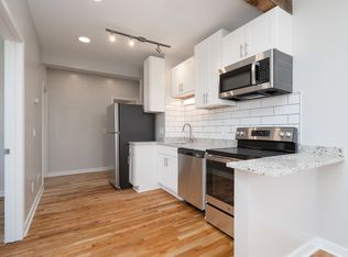 3402 University Ave SE APT 202, Minneapolis, MN 55414