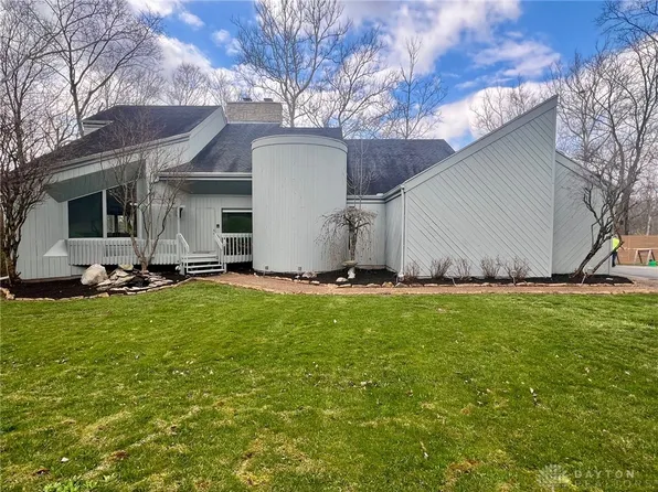 6881 Timberlands Dr, Dayton, OH 45414