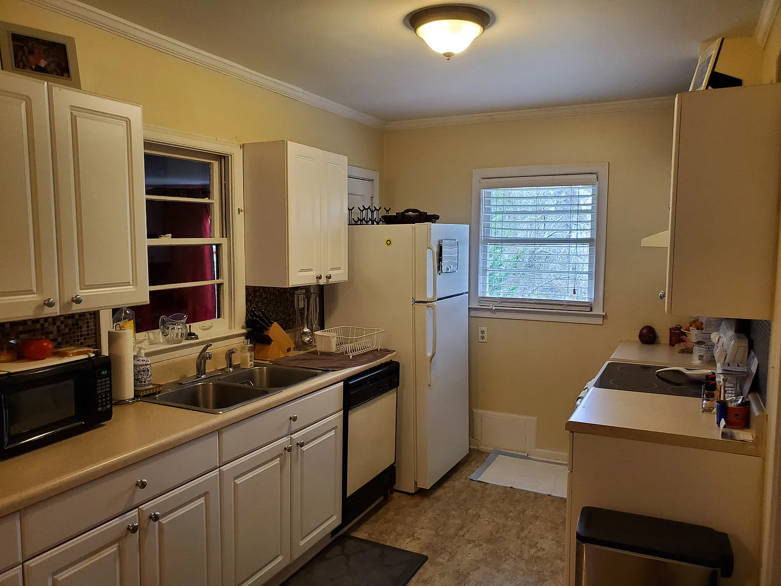 4 bed, 1684 sqft, $2,700 — Photo 4