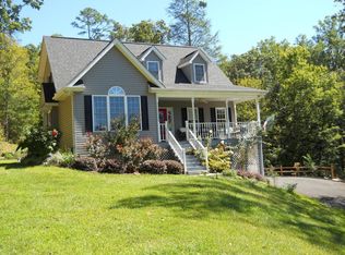 362 Yoakum Hollow Rd, Jacksboro, TN 37757