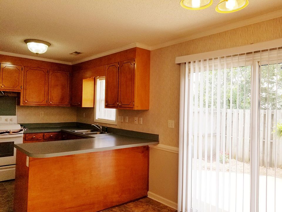 Breakfast bar