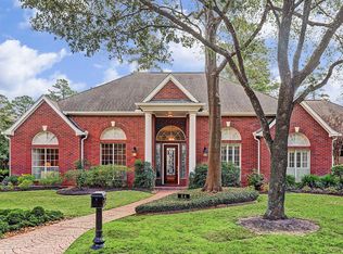 64 Champions Bend Cir, Houston, TX 77069