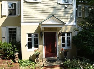 2 Barnes Ct, Doylestown, PA 18901