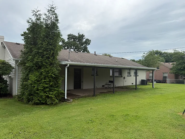 209 Hiawatha Trl — Photo 16