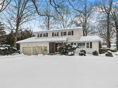 303 Victoria Park Dr, Liverpool, NY, 13088