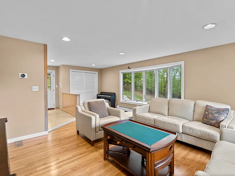 832 Quarter Mile Rd — Photo 22