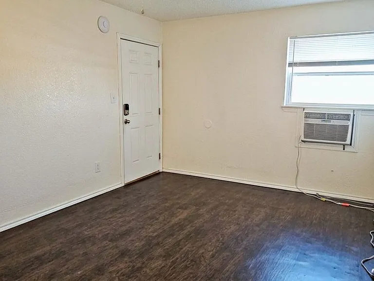 Greenswest Apartments — Photo 15