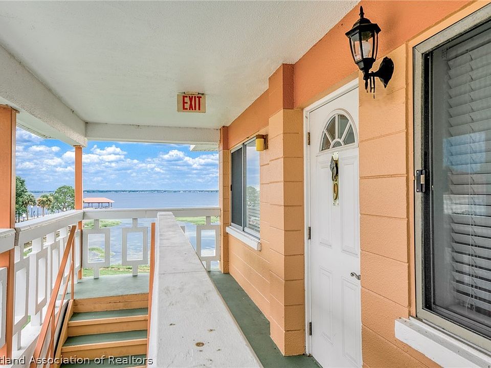 1st image of 2113 Lakeview Dr Unit 9-C