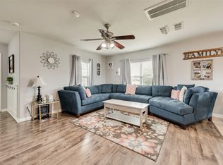 149 Cattlemans Creek Rd, Newark, TX 76071