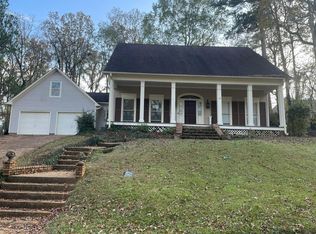 111 Newport Cir, Clinton, MS 39056