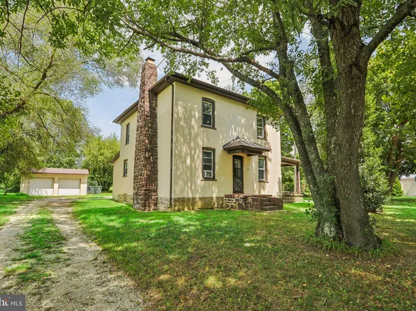 384 Wheat Rd, Vineland, NJ 08360