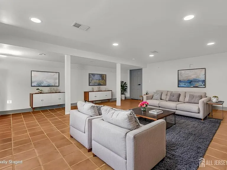 792 Partridge Dr — Photo 45