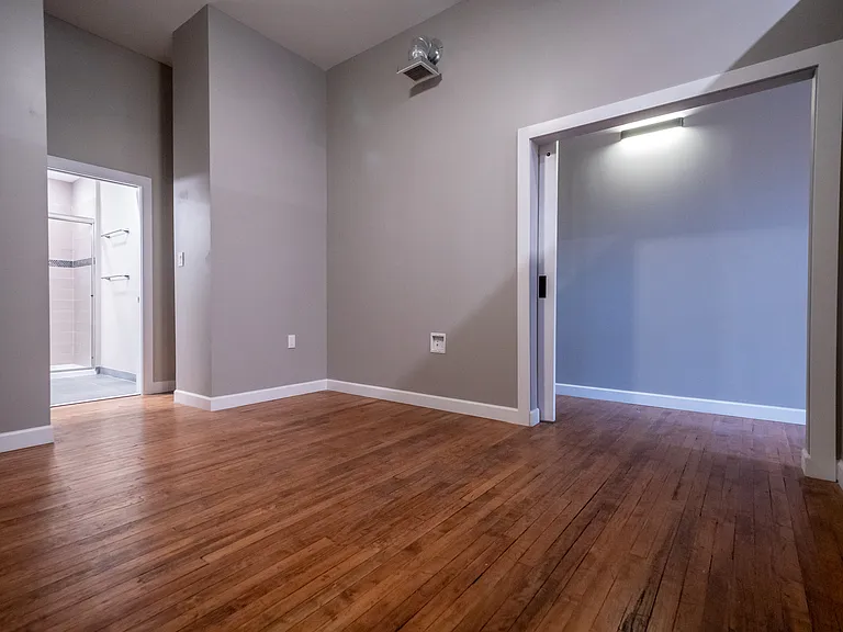 3800 Euclid Ave #105 — Photo 10
