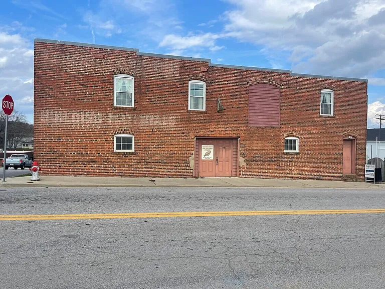 306 W Main St #1 — Photo 8