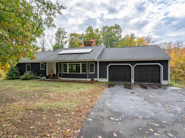 9 Maple Avenue, Atkinson, NH 03811