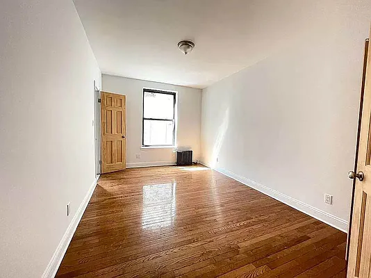 Rented by Bruma Realty LLC | media 6