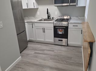 15 Bridge St #B, Nashua, NH 03060