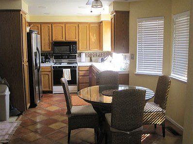 5th image of 490 Krider Ct