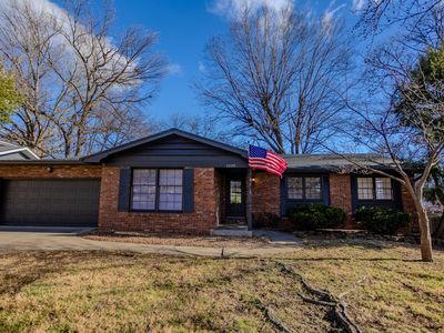 2209 E Ridgewood Drive, Springfield, MO, 65804