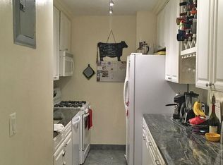 347 W 57th St APT 5A, New York, NY