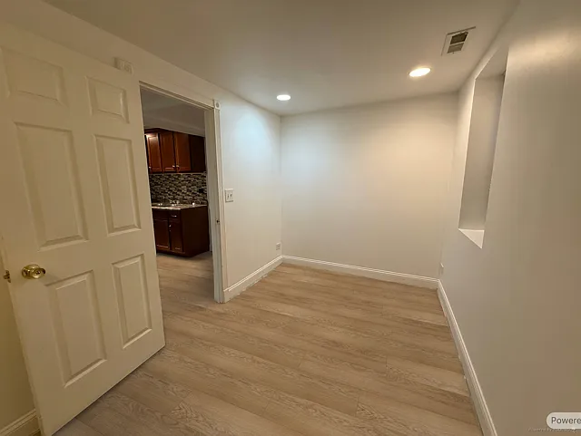 2947 N Lawndale Ave #G — Photo 6