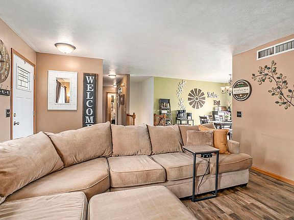 5th image of 2608 Lismore Dr