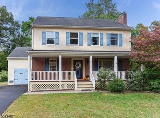 65 Riverside Dr, Denville, NJ 07834