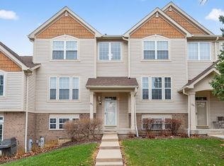 1293 Georgetown Way, Vernon Hills, IL 60061