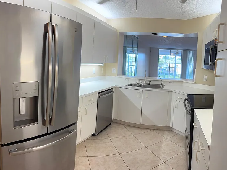 7866 Trent Dr — Photo 26