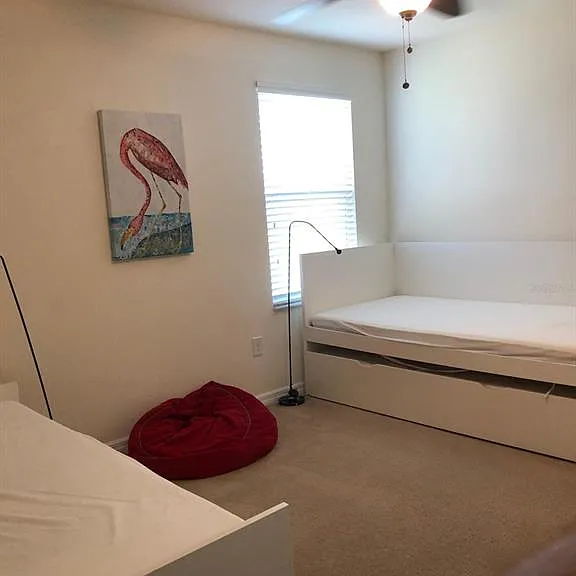 921 Las Fuentes Dr — Photo 12