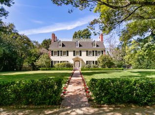 445 Prospect Sq, Pasadena, CA 91103