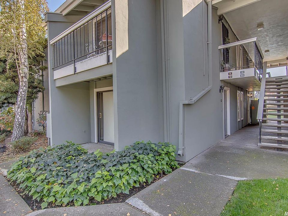 1st image of 9-6536 Embarcadero Dr