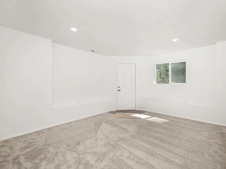 7175 S Cedar Rd — Photo 25