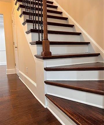 4th image of 4401 Laudun St