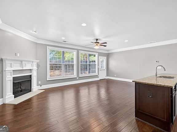 5th image of 2854 Jordan Oaks Ln #8
